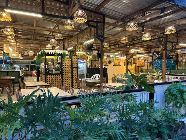 Pabukid Resto Drink and Dine